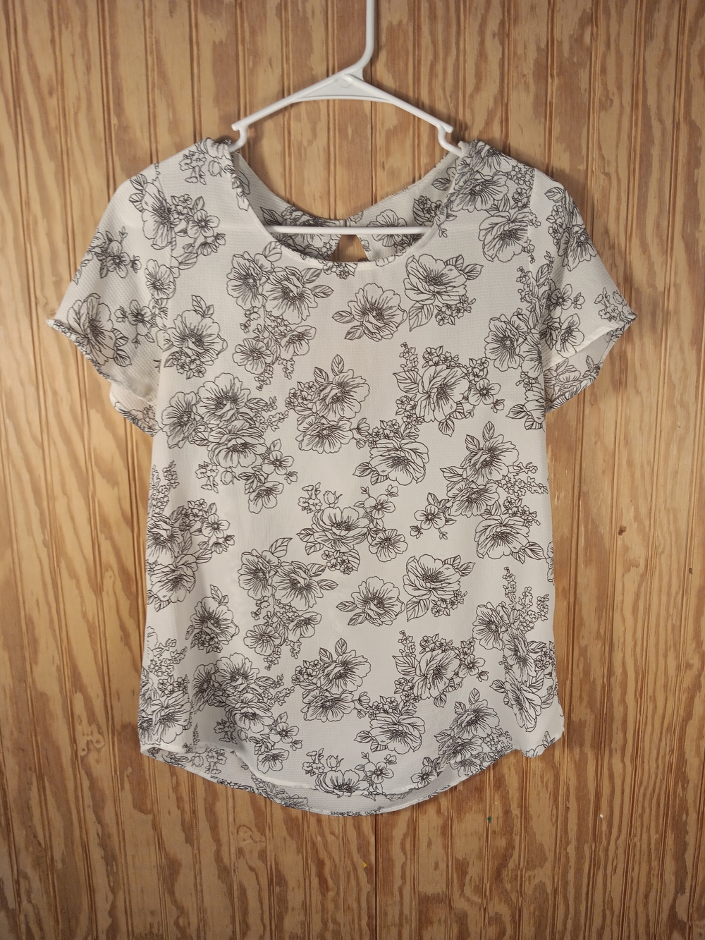 Women's Short Sleeve Floral Blouse - White/Black